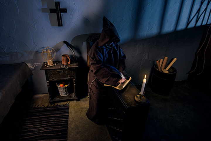 Svētā Grāla nolaupīšana foto 2